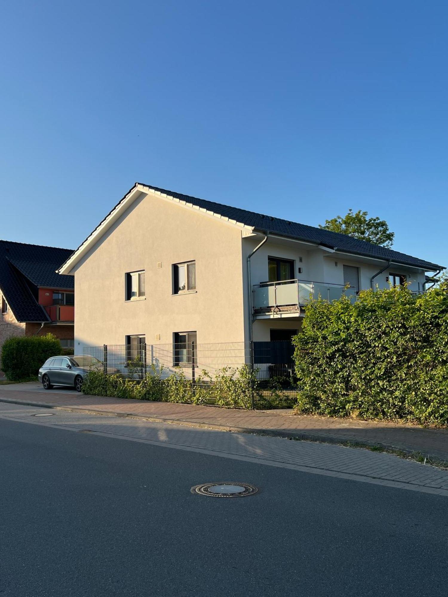 2404 App 6 In * Burhave