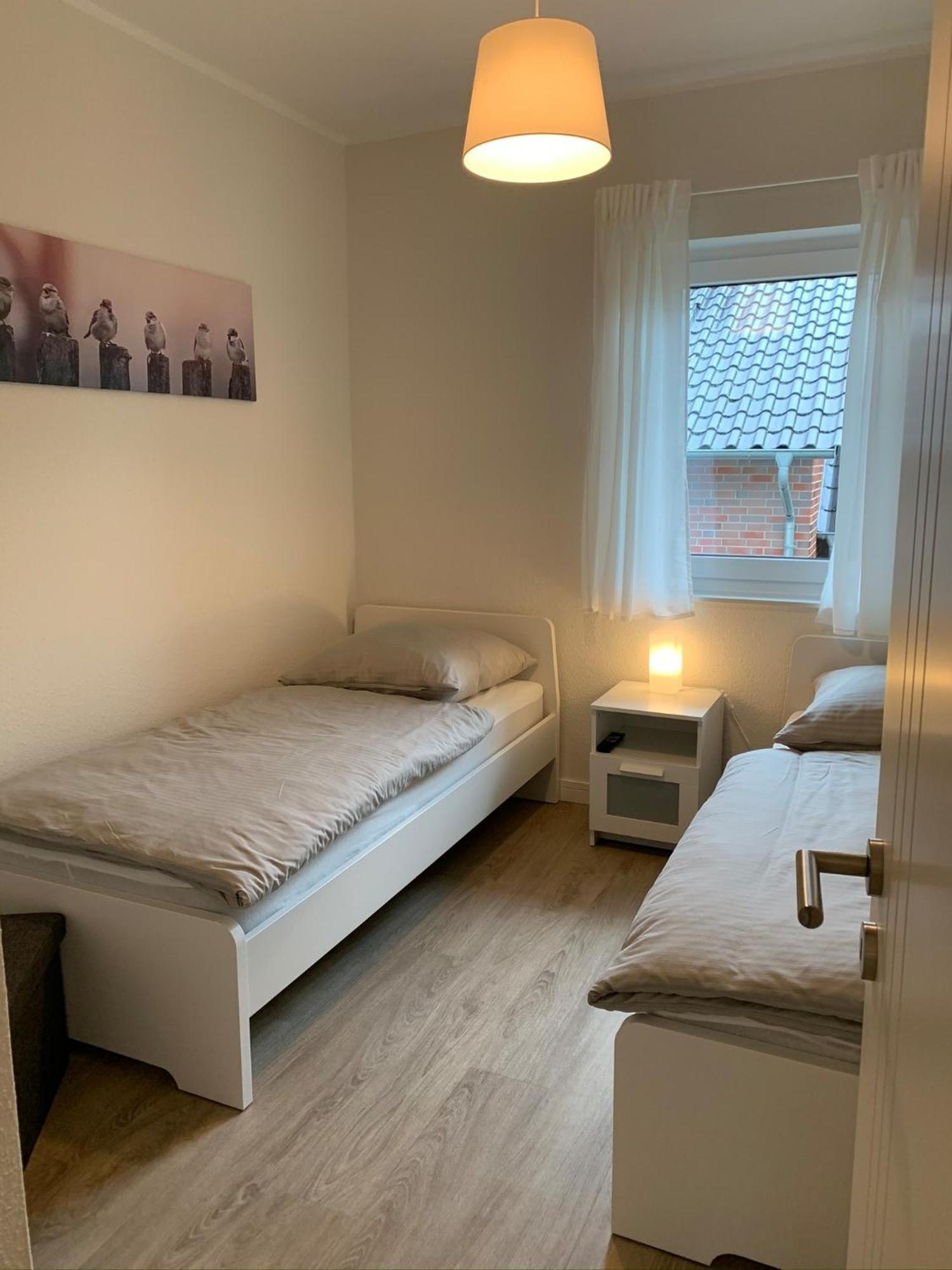 Apartment 2404 App 6 In *