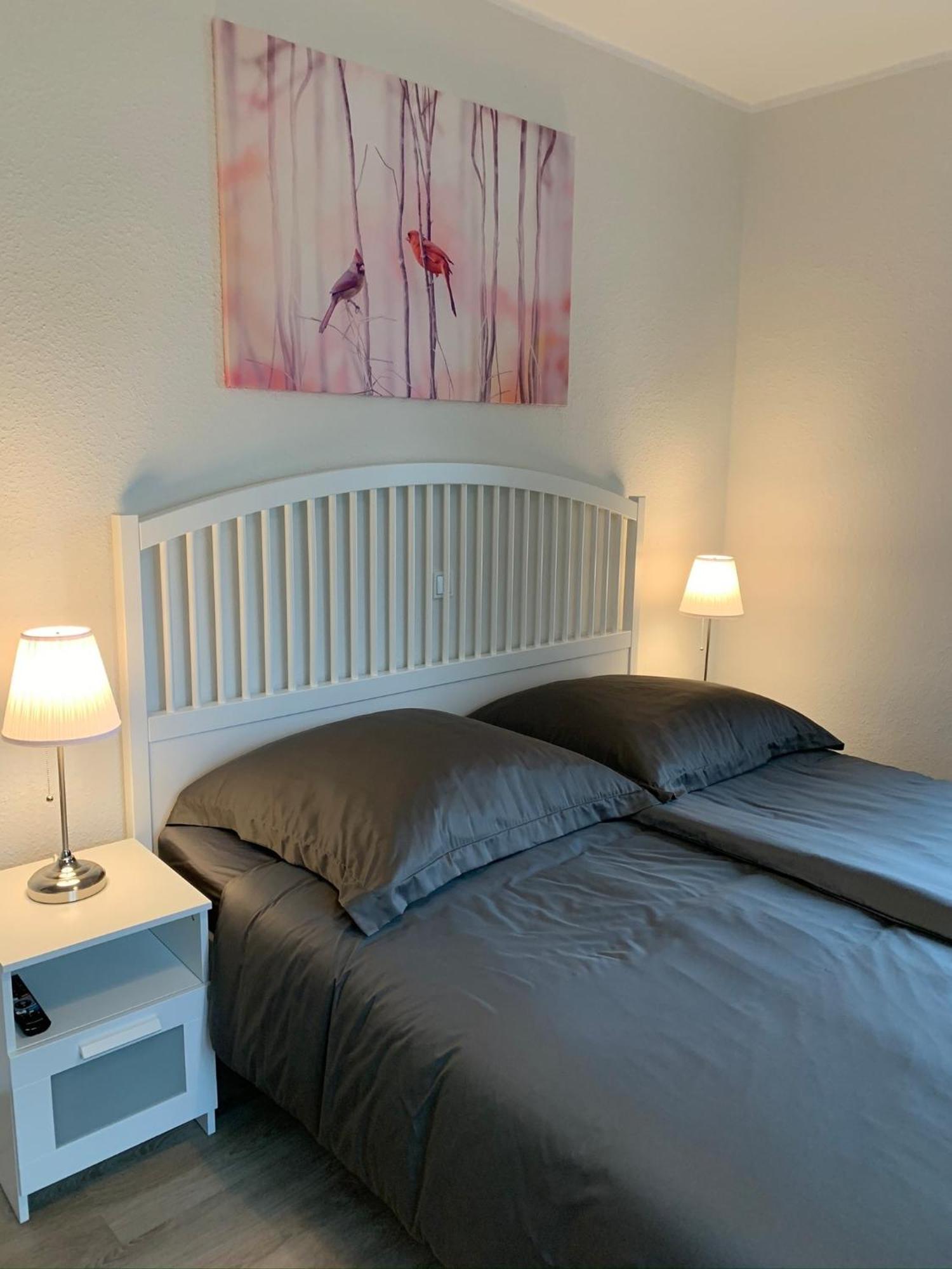 2404 App 6 In Apartment *